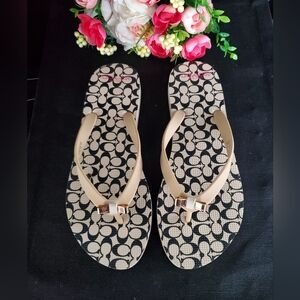 COACH AMEL SIGNATURE C BLACK TAN BOW FLIP FLOPS SIZE 8B